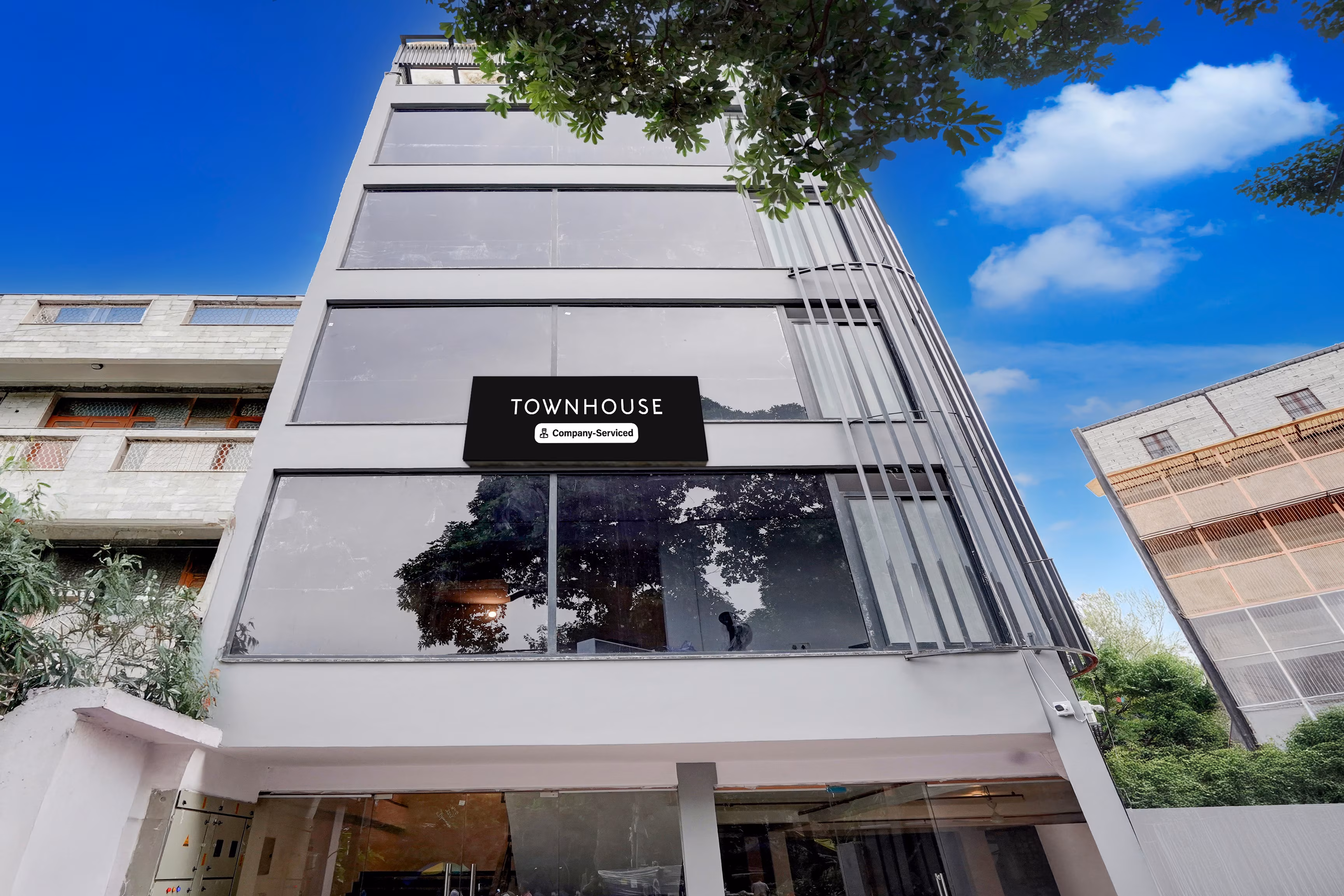 flats in Preet Vihar Delhi